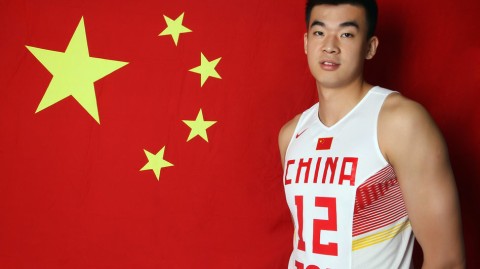 李慕豪：篮球世家的长人，天赋与遗憾交织的“移动长城”